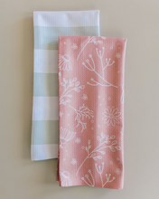 Load image into Gallery viewer, Desert Pink Floral Towel