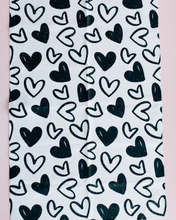 Load image into Gallery viewer, Sweetheart Noir Towel