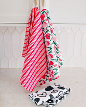 Load image into Gallery viewer, Lipstick Stripe Towel