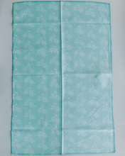 Load image into Gallery viewer, Spring Breeze Towel