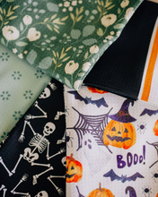 Load image into Gallery viewer, Morning Bloom Towel