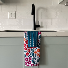 Load image into Gallery viewer, Emerald Boho Washcloth