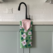 Load image into Gallery viewer, Triangles on Pink Washcloth