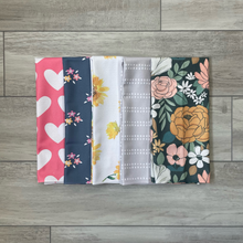 Load image into Gallery viewer, Marilyn's Sunflower Towel