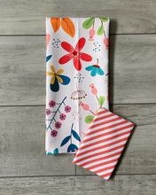 Load image into Gallery viewer, Funky Floral Towel