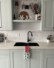 Load image into Gallery viewer, Holly Berry Towel