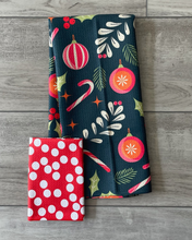 Load image into Gallery viewer, Holiday Glow Washcloth