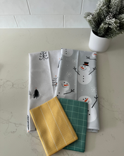 Load image into Gallery viewer, Gold Pin Stripe Washcloth