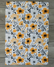 Load image into Gallery viewer, Sunburst Blooms Towel