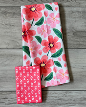 Load image into Gallery viewer, Valentines Floral Towel