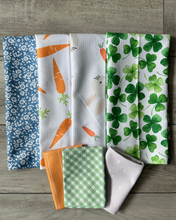 Load image into Gallery viewer, Greige Dot Washcloth