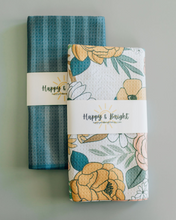 Load image into Gallery viewer, Boho Floral Towel