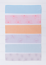 Load image into Gallery viewer, Pastel Flower Towel