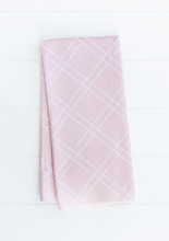 Load image into Gallery viewer, Pink Diamond Towel