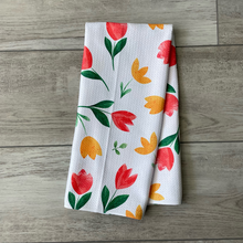 Load image into Gallery viewer, Spring Tulip Towel