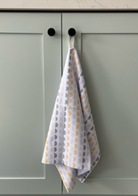 Load image into Gallery viewer, Sunrise Towel
