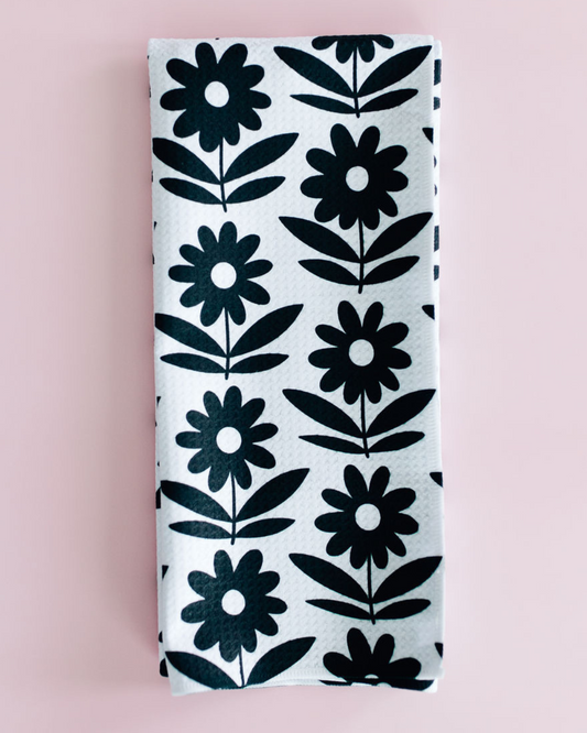 Darling Daisy Towel