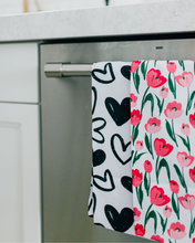 Load image into Gallery viewer, Valentine&#39;s Tulip Towel
