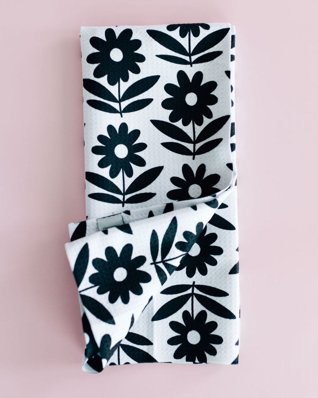 Darling Daisy Towel