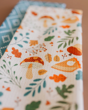 Load image into Gallery viewer, Autumn Feast Towel
