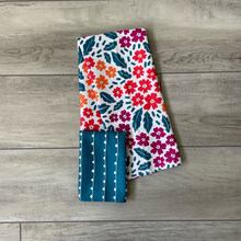 Load image into Gallery viewer, Emerald Boho Washcloth
