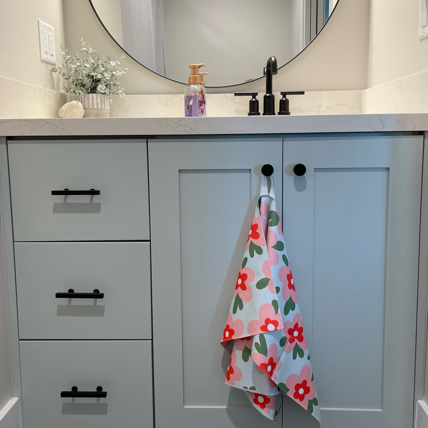 Lily Pad Floral Towel