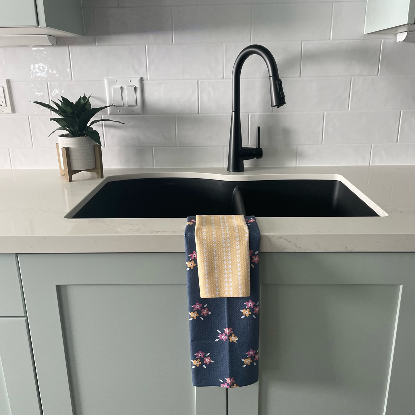 Flowers in the Night Towel