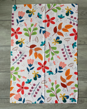 Load image into Gallery viewer, Funky Floral Towel
