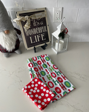 Load image into Gallery viewer, Holiday Glow Washcloth
