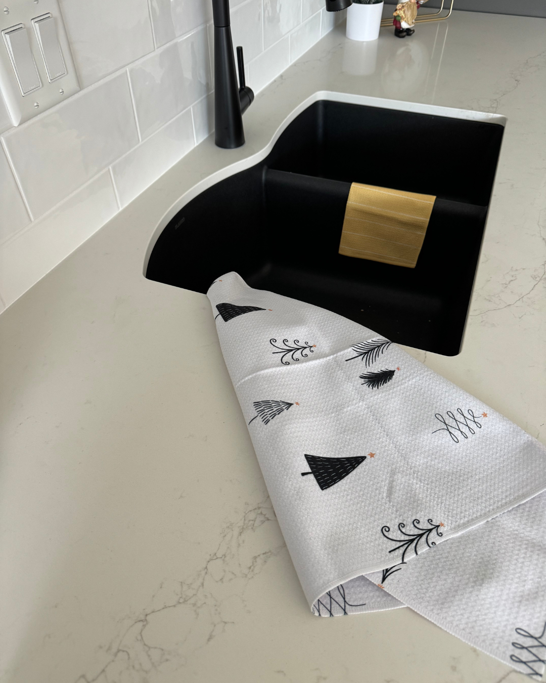 Gold Pin Stripe Washcloth