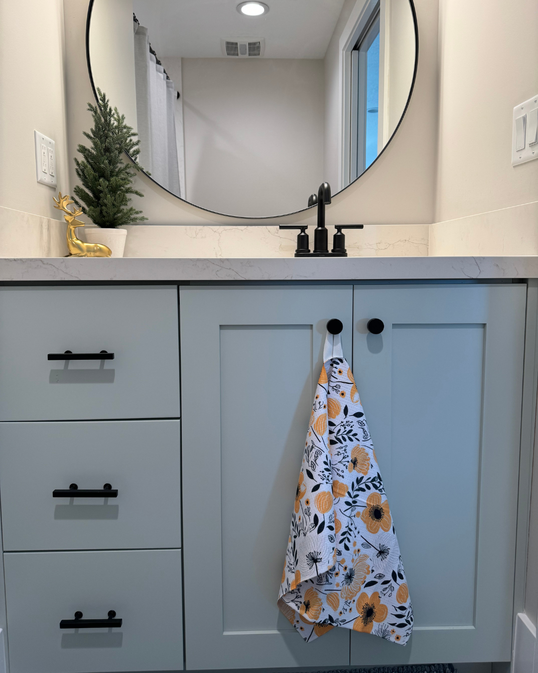 Sunburst Blooms Towel