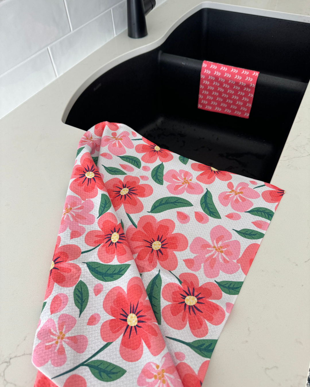 Coral Arrow Washcloth