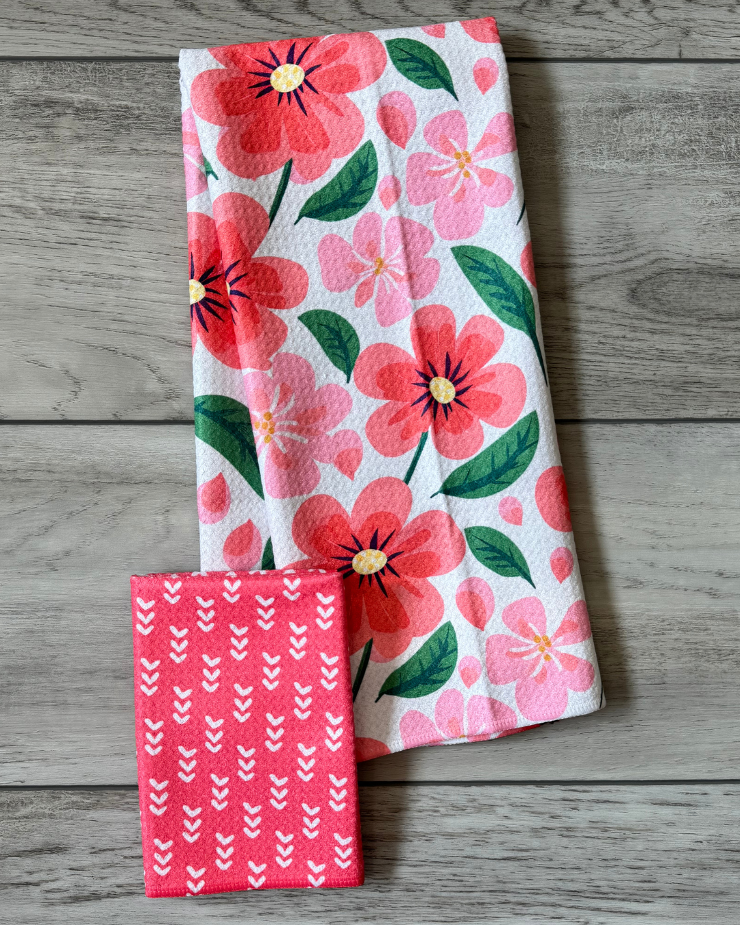 Coral Arrow Washcloth