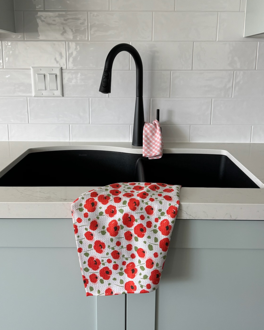 Red Poppy Towel