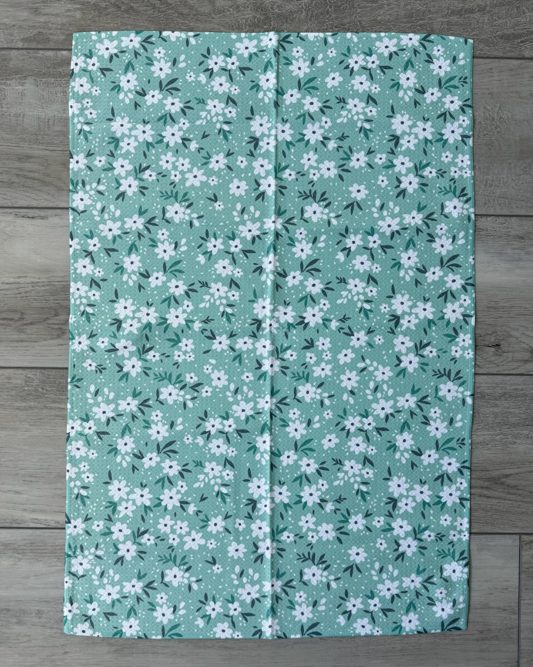 Mint Daisy Floral Towel